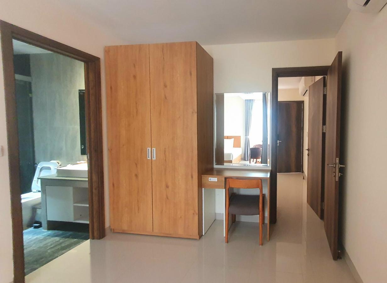 Sea Breeze Hotel & Villa Сиануквиль Экстерьер фото