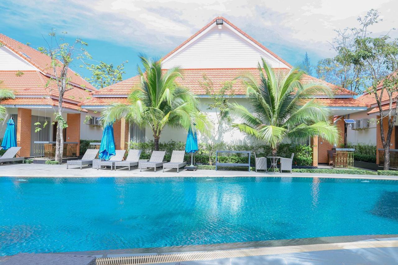Sea Breeze Hotel & Villa Сиануквиль Экстерьер фото