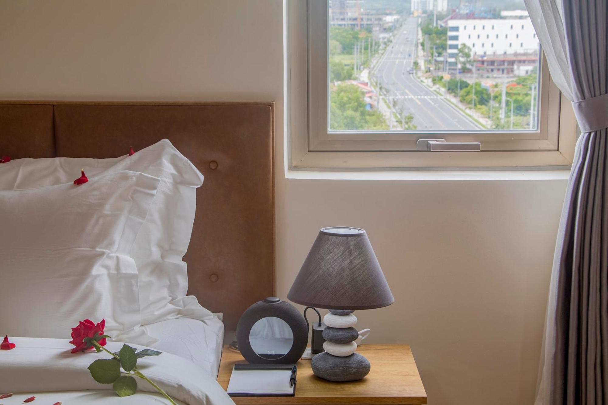 Sea Breeze Hotel & Villa Сиануквиль Экстерьер фото