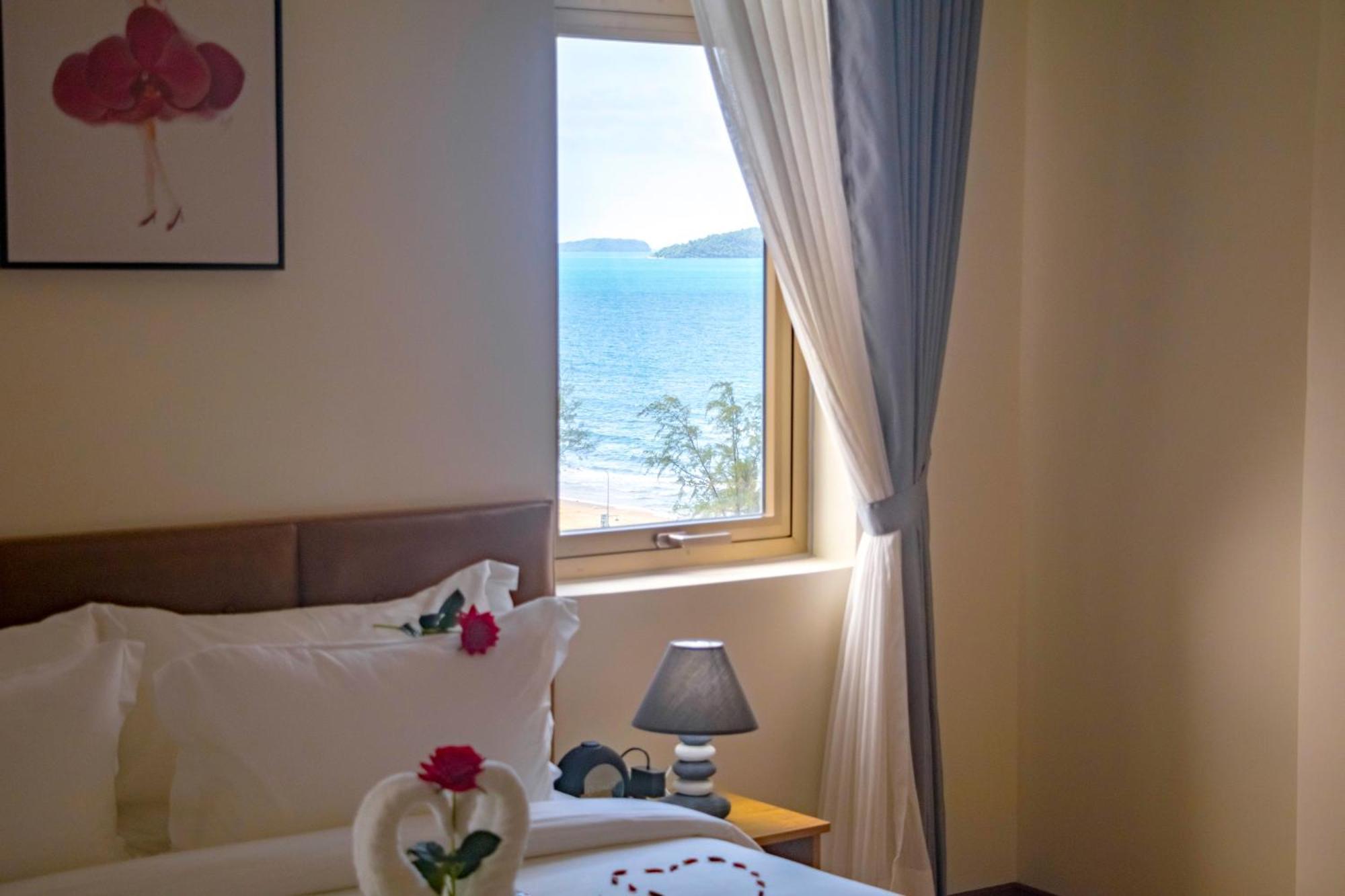 Sea Breeze Hotel & Villa Сиануквиль Экстерьер фото