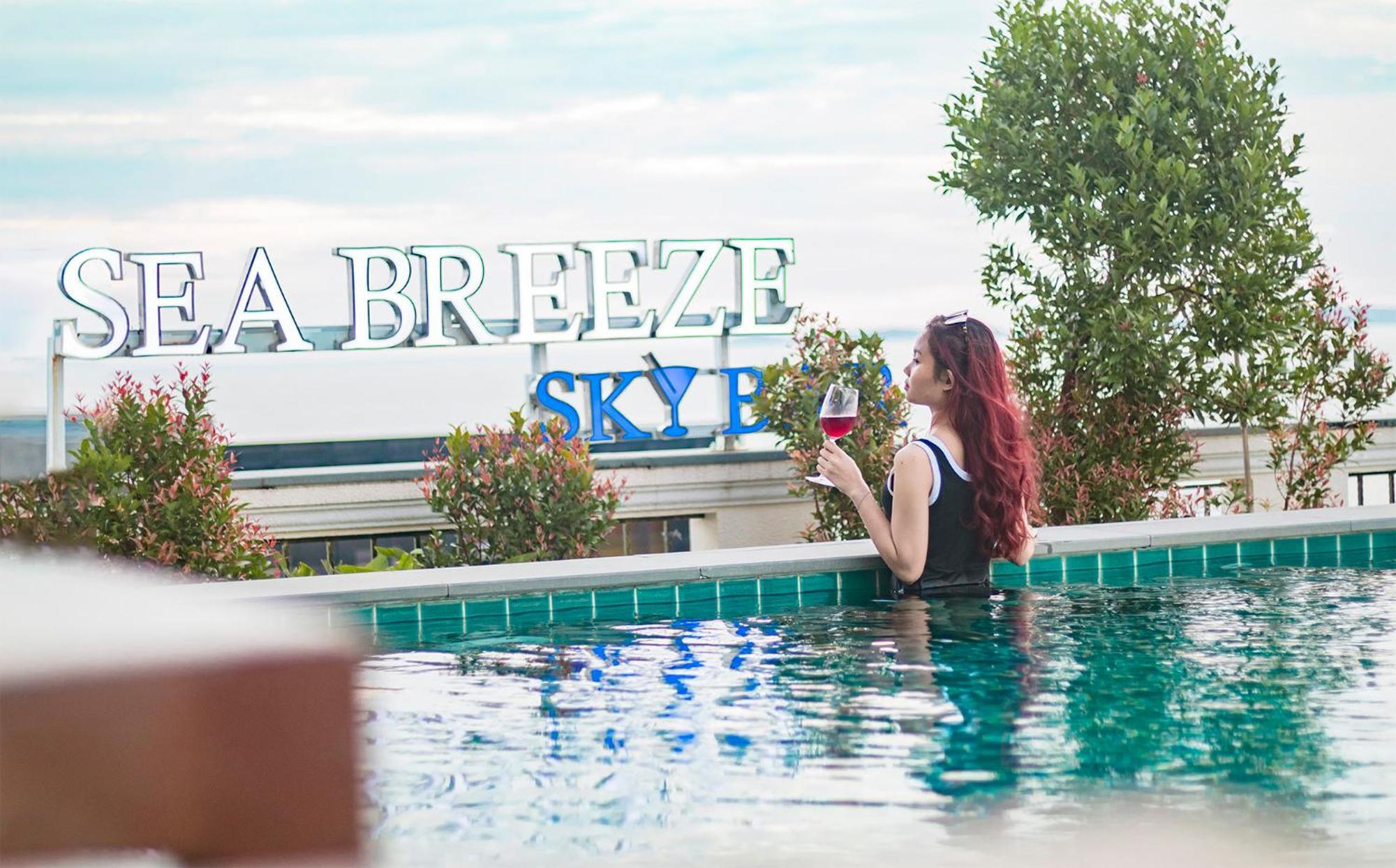 Sea Breeze Hotel & Villa Сиануквиль Экстерьер фото